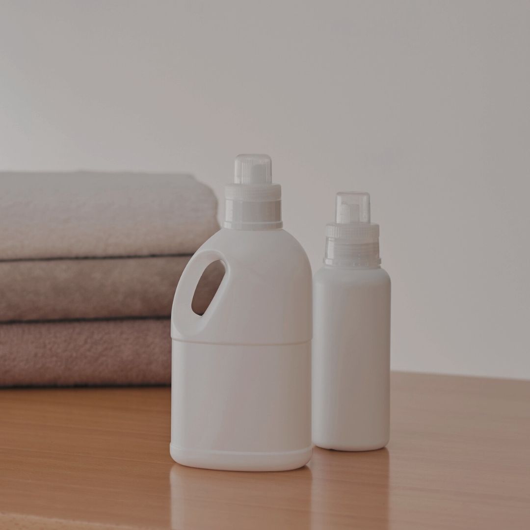 Tech Tips - How Cleaning & Skincare Products Can Damage the Skin Barrier — and Increase the Risk of Gel Allergies